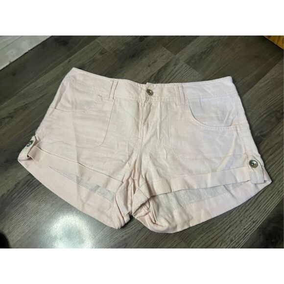 Dollhouse Pink Shorts Woman’s Size 11 - Picture 1 of 10